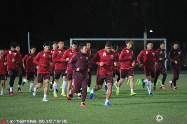 超级凌乱的校园运动会人物介绍