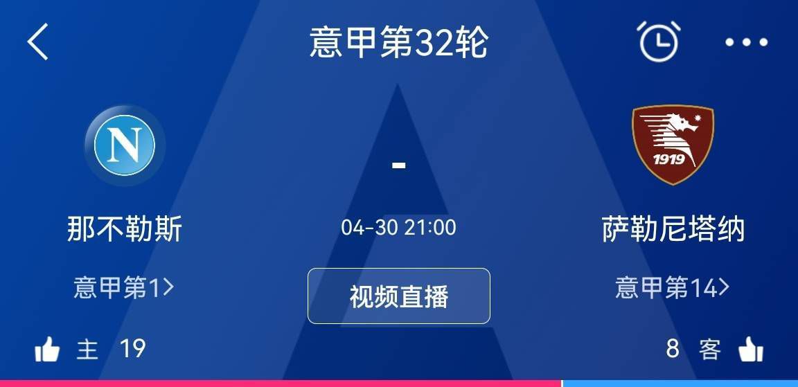 女子脱内衣内裤让男生摸