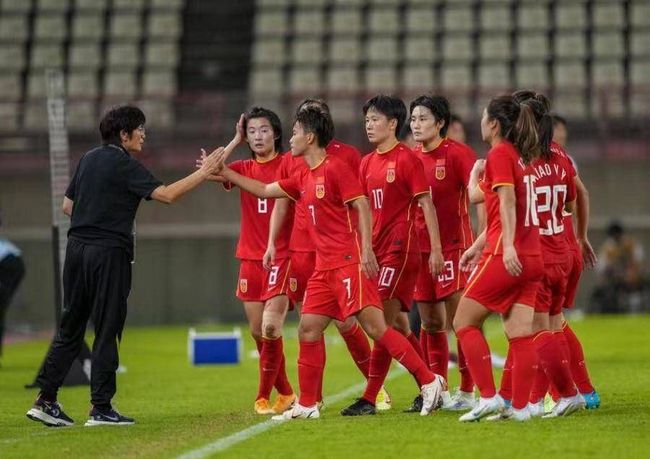 丝袜女仆