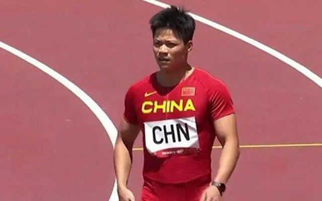 亚洲偷偷自拍