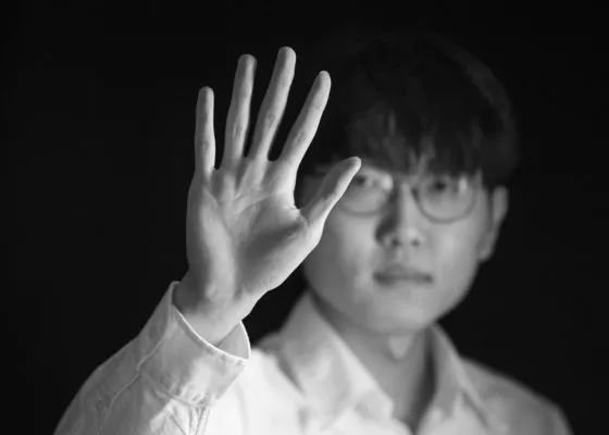 大众女浴池胴体看个够a