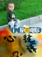尿憋得扭来扭去
